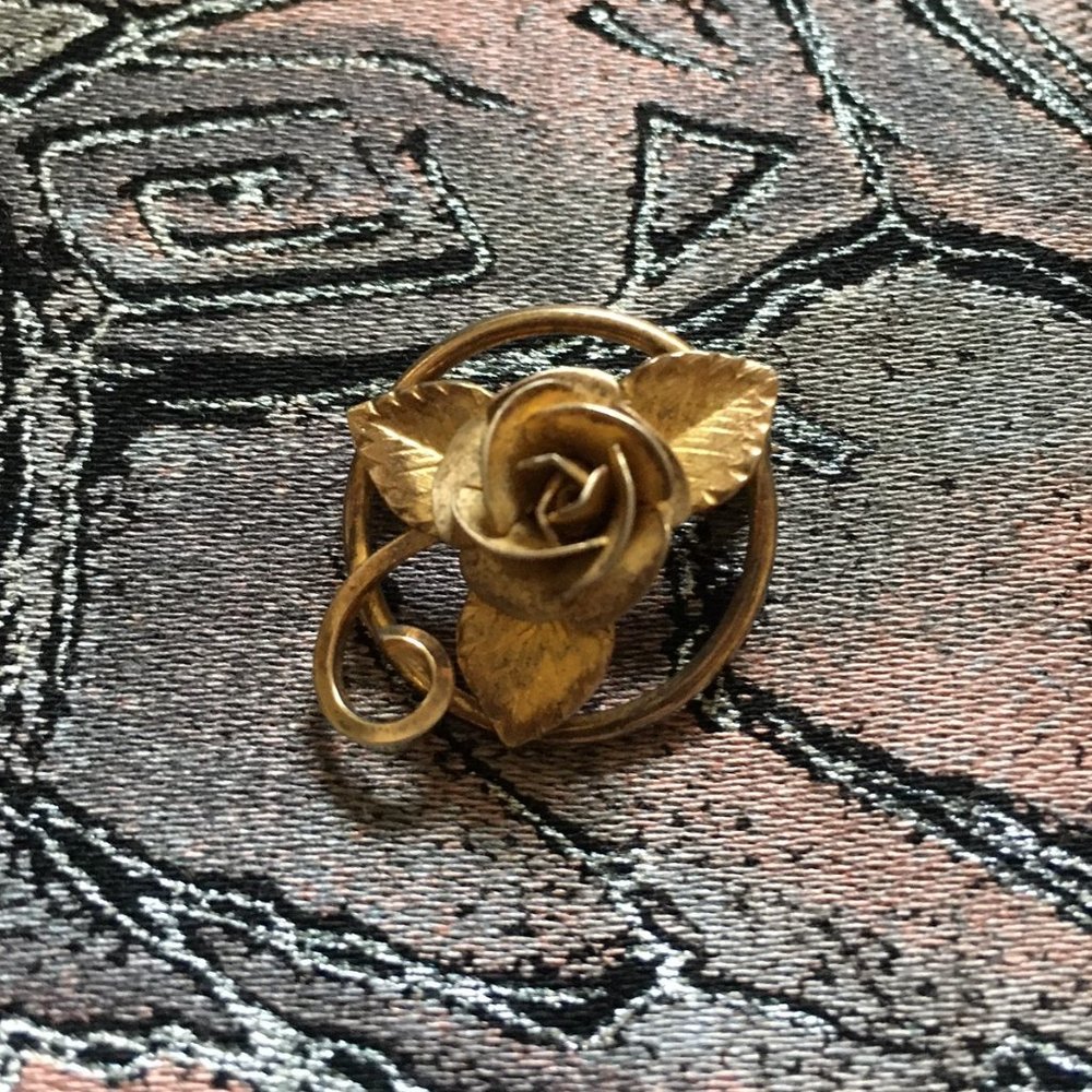 Vintage Gold-Tone Rose Brooch | Ornate Victorian Revival Floral Pin